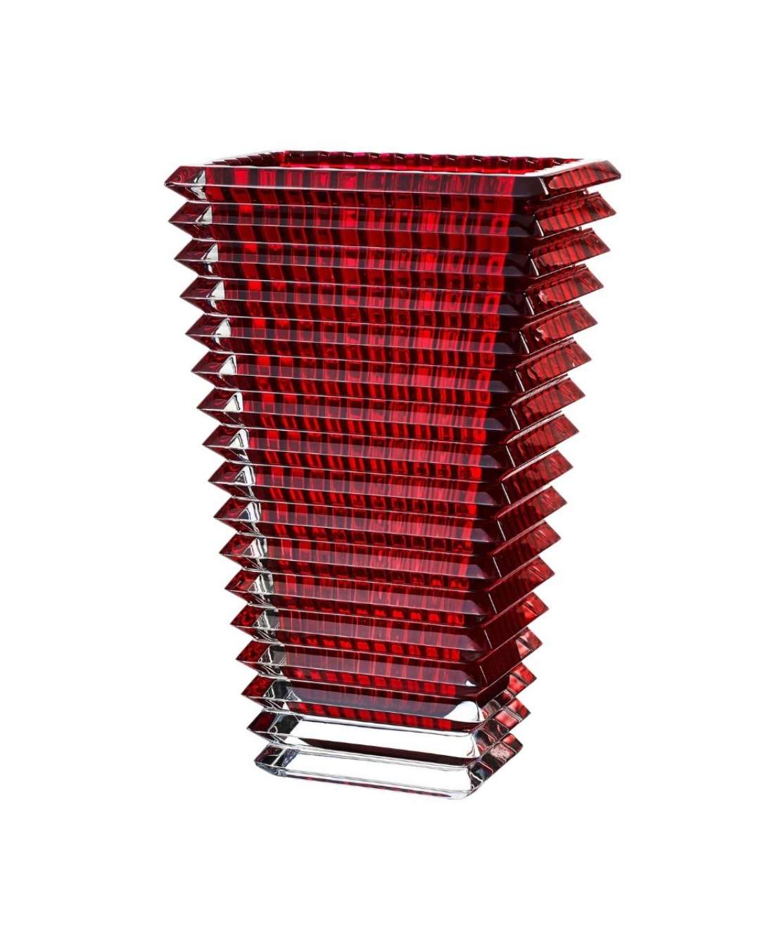 BACCARAT red Eye rectangular vase L. Cut crystal statement piece for floral displays and refined interiors.